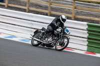 Vintage-motorcycle-club;eventdigitalimages;mallory-park;mallory-park-trackday-photographs;no-limits-trackdays;peter-wileman-photography;trackday-digital-images;trackday-photos;vmcc-festival-1000-bikes-photographs